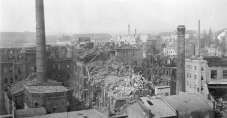 Instalaciones de la fábrica de VSM destruidas durante la Segunda Guerra Mundial